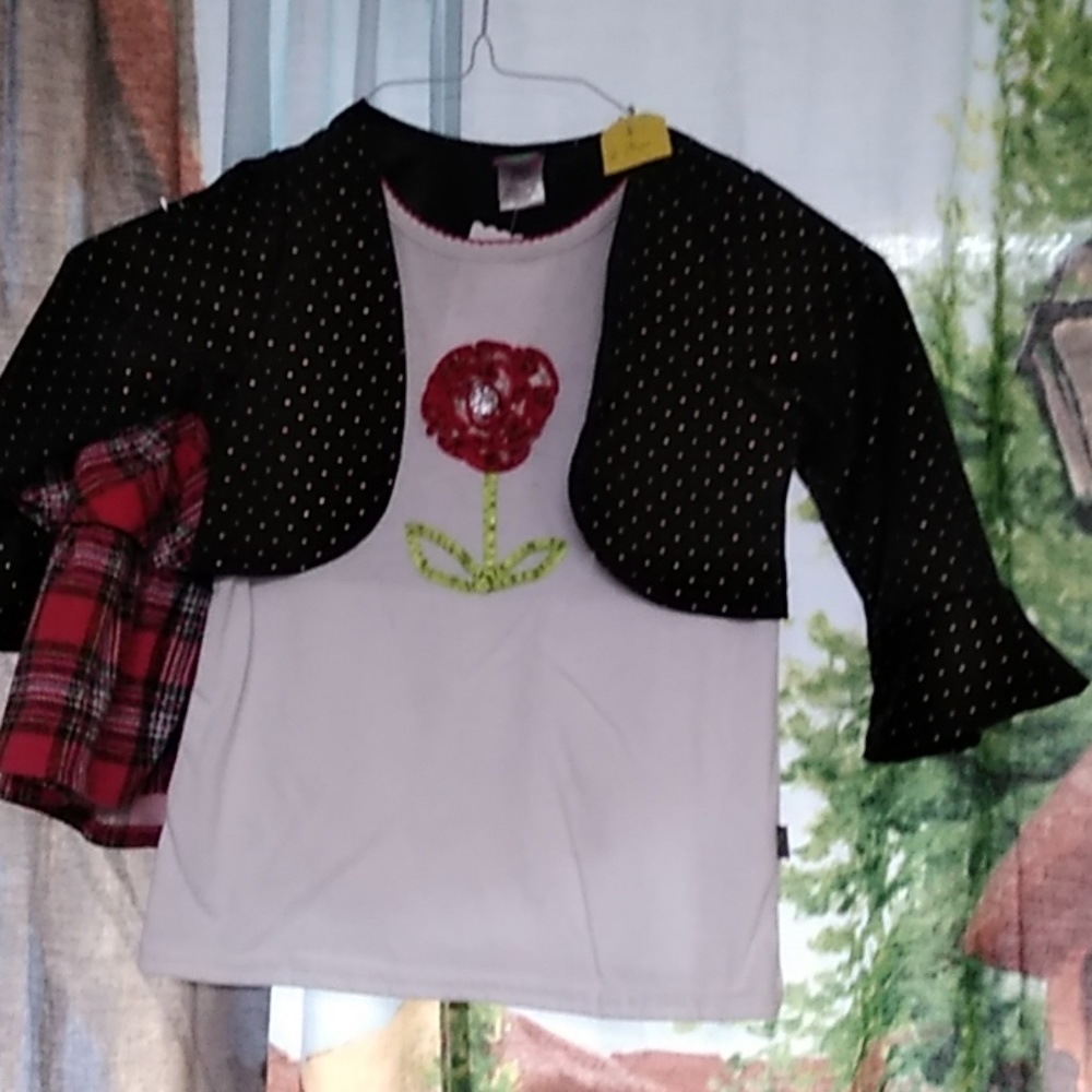 Girls Dollie shirt and skirt great for holiday cel
